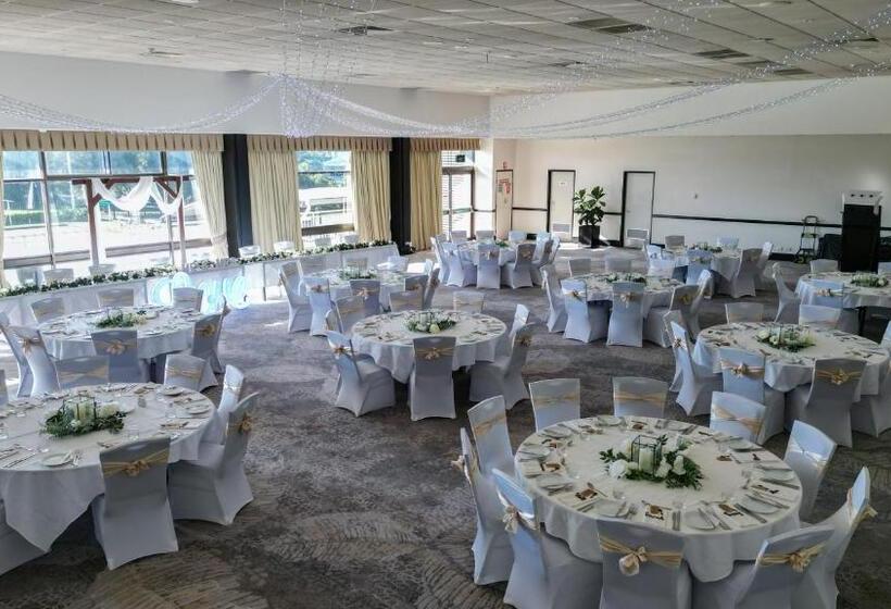 Resort Barrack Point Holidays