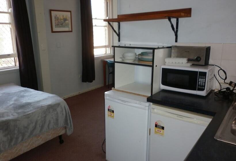 Young Budget Accommodation Hostel