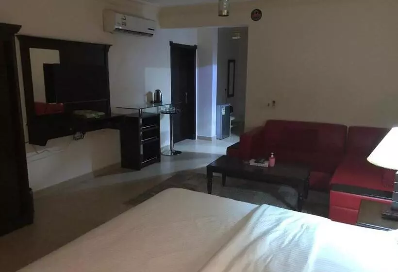 Al Fanar Al Alami 2  Haya A Malakeya