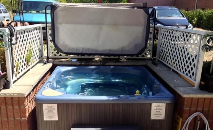 旅馆 Inn On The Beach