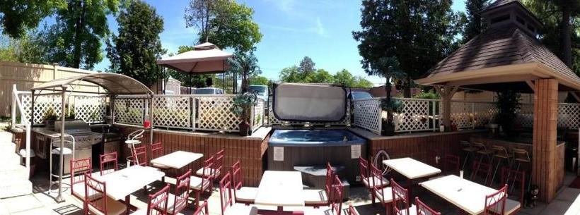 旅馆 Inn On The Beach