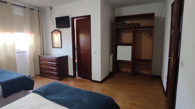 הוסטל Residencial Do Rita Em Rio Caldo