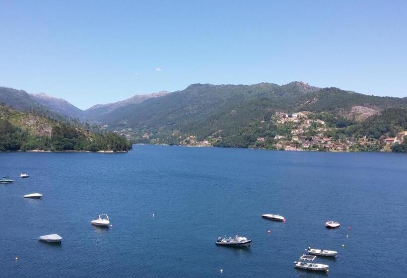 הוסטל Residencial Do Rita Em Rio Caldo