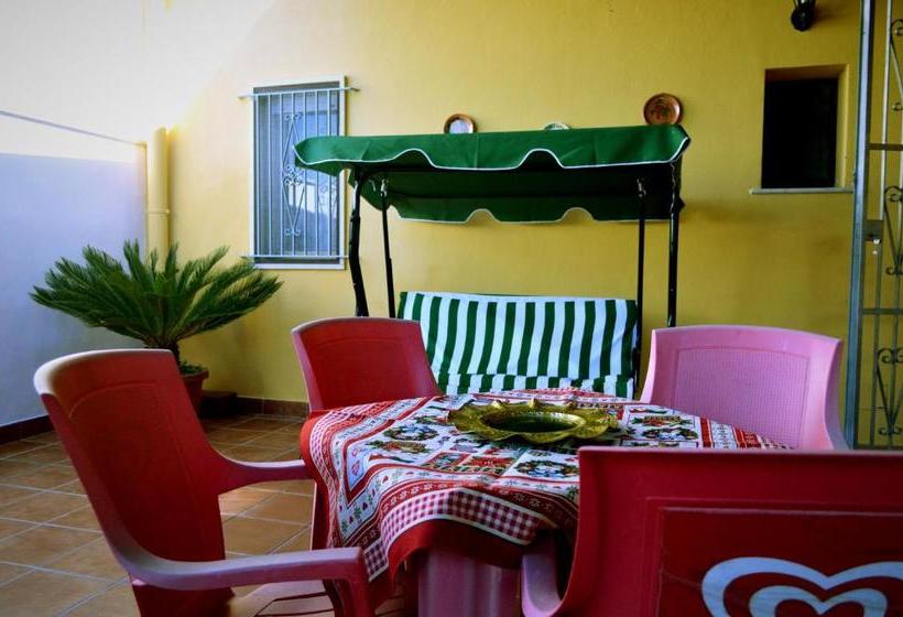 تختخواب و صبحانه Da Lucio