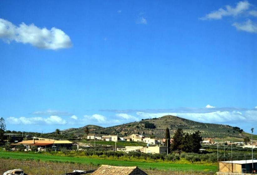 تختخواب و صبحانه Da Lucio