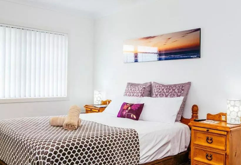 تختخواب و صبحانه Coffs Jetty Bnb