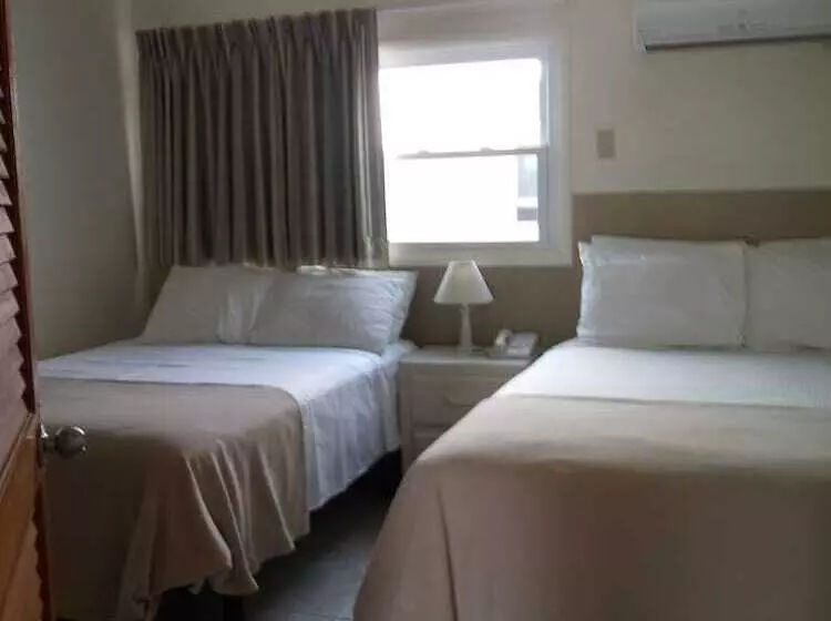 Condor Motel   Beach Block