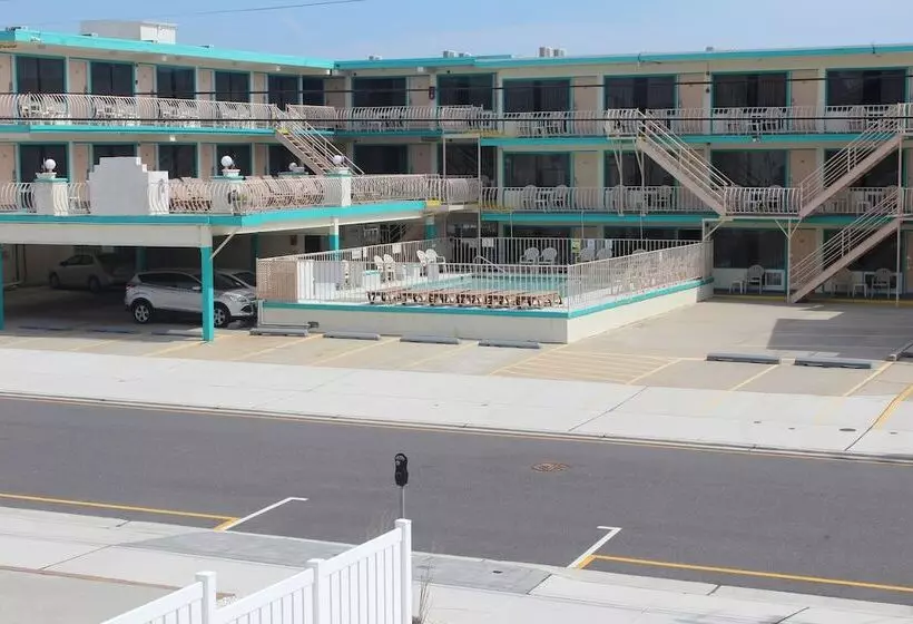 Condor Motel   Beach Block