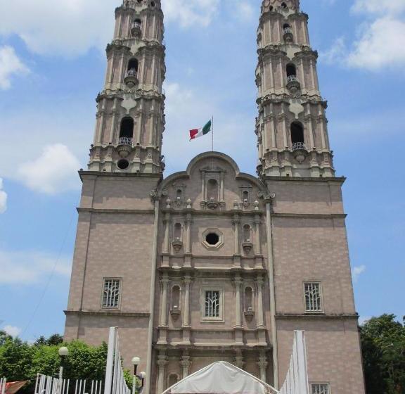 Отель Carmelitas 42