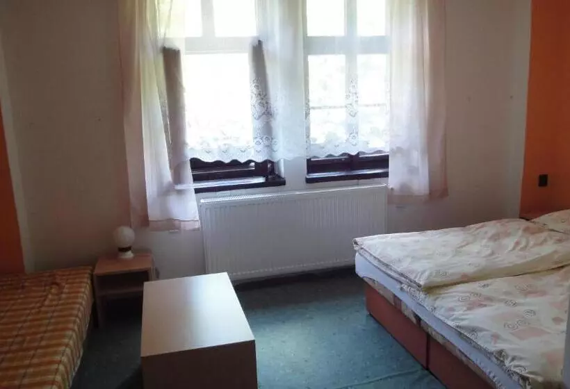 Hotel Hubert