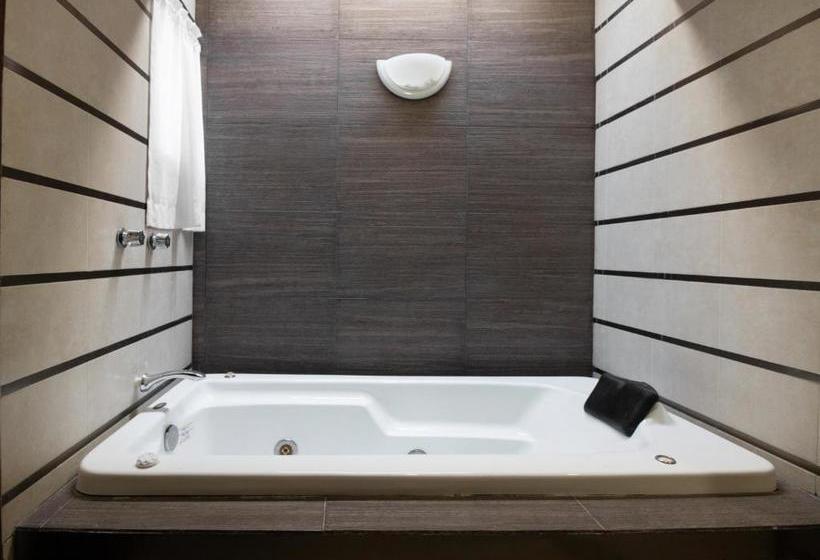 Hotel Oyo  Aura Del Sol