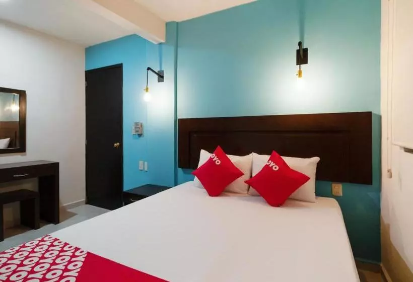 ホテル Oyo  Aura Del Sol