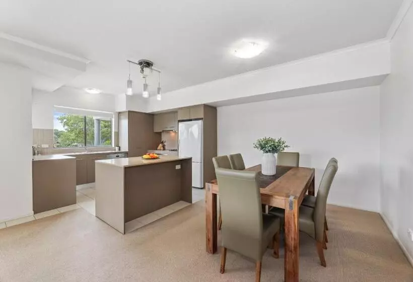 On The Bay Apartments