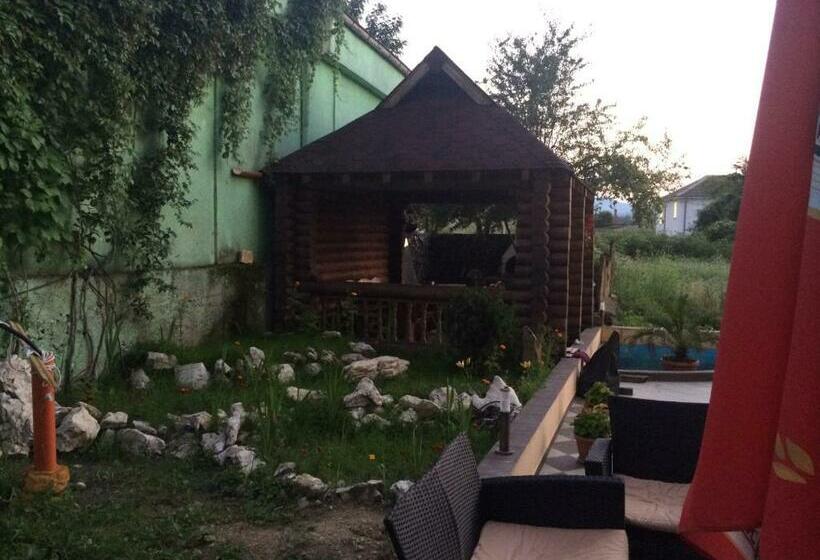 بنسيون Guesthouse Avenue