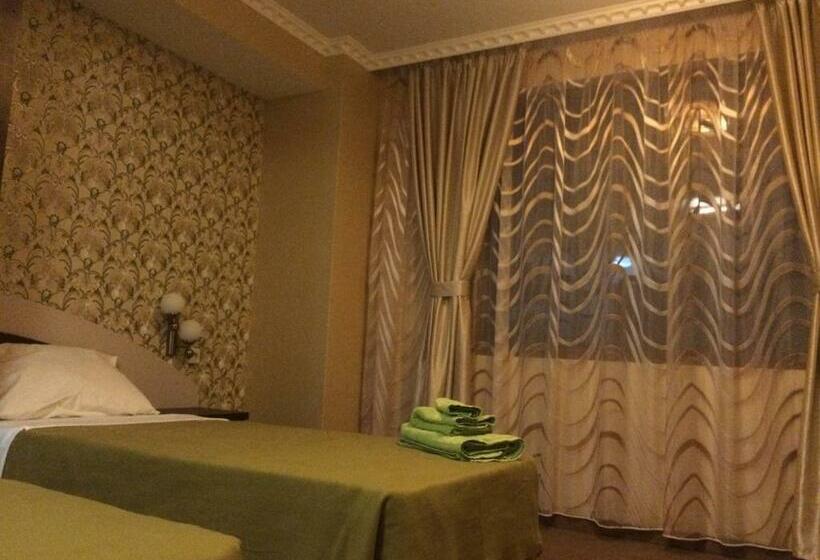 بنسيون Guesthouse Avenue