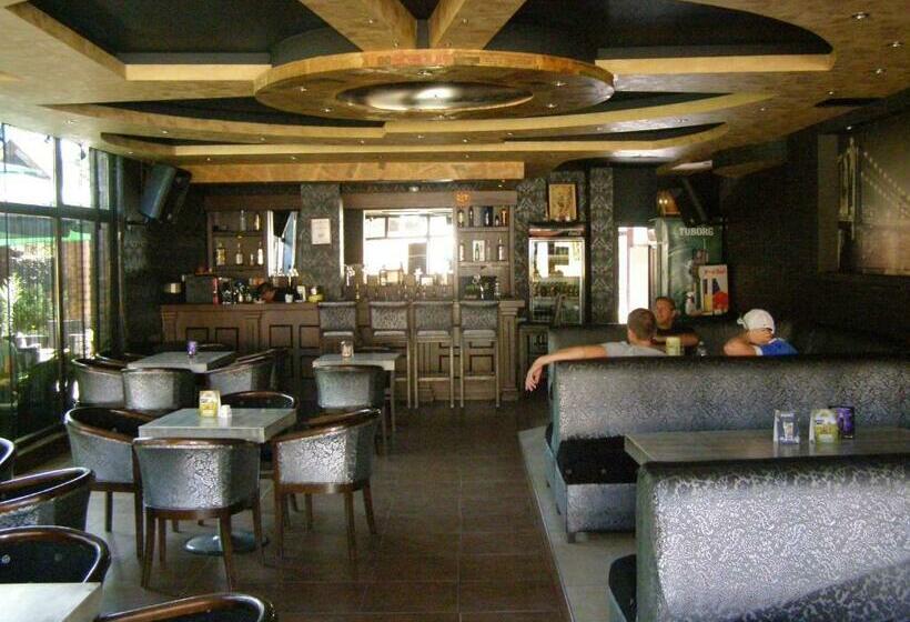 بنسيون Guesthouse Avenue