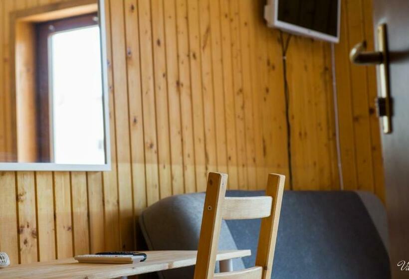 پانسیون Vila Far