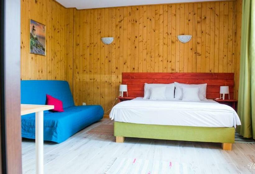 پانسیون Vila Far