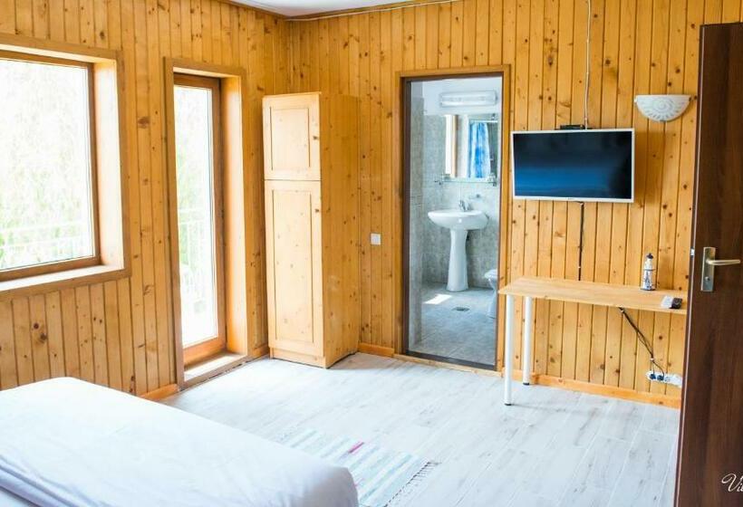 پانسیون Vila Far