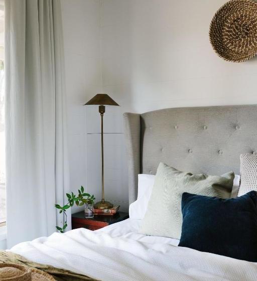 منتجع Esperance Chalet Village