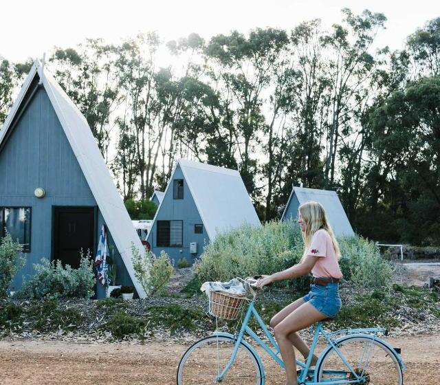 منتجع Esperance Chalet Village