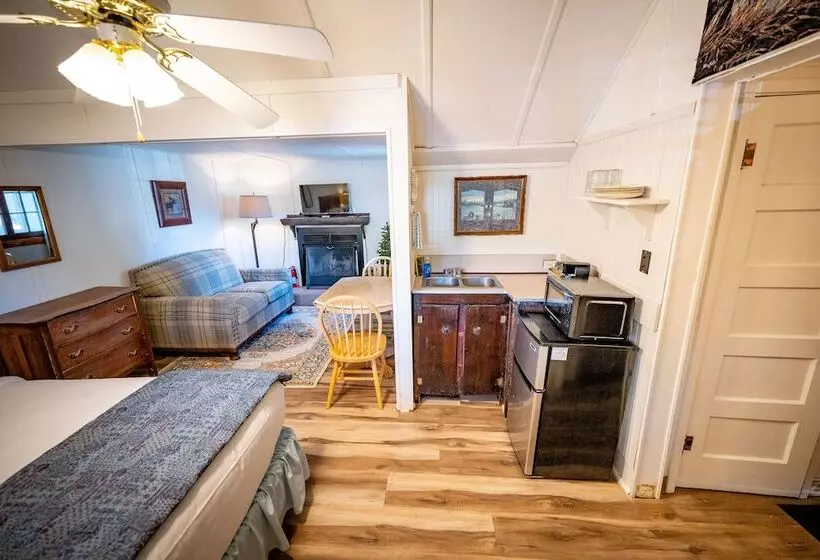 リゾートホテル River Ridge Cottages