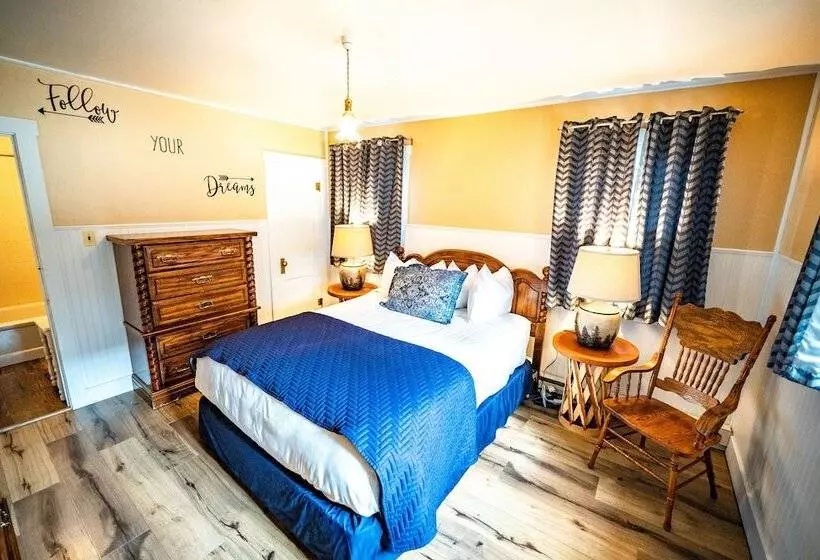 リゾートホテル River Ridge Cottages