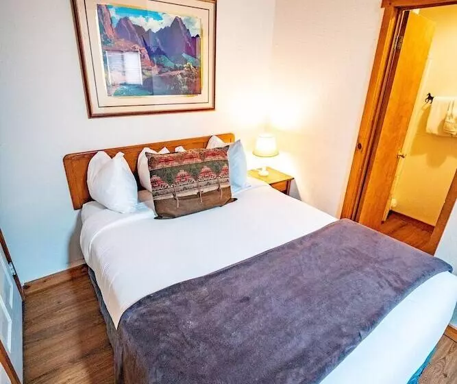 リゾートホテル River Ridge Cottages