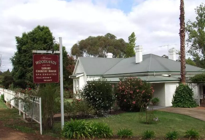 Woodlands Of Bridgetown B&b