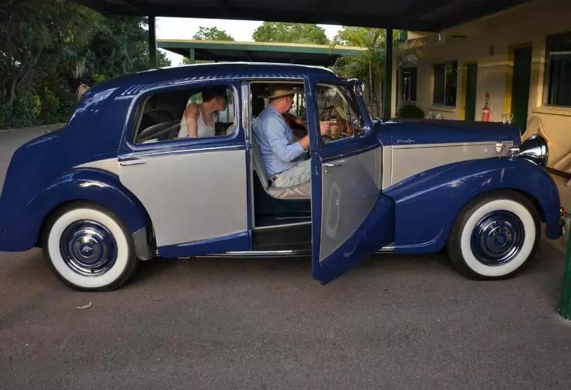 Affordable Gold City Motel