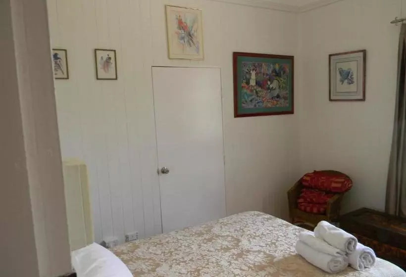 Glenellen Bed And Breakfast