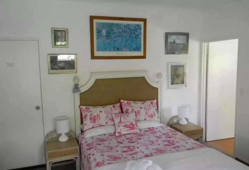 Glenellen Bed And Breakfast