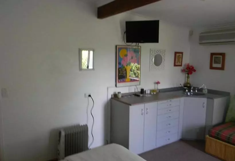 Glenellen Bed And Breakfast