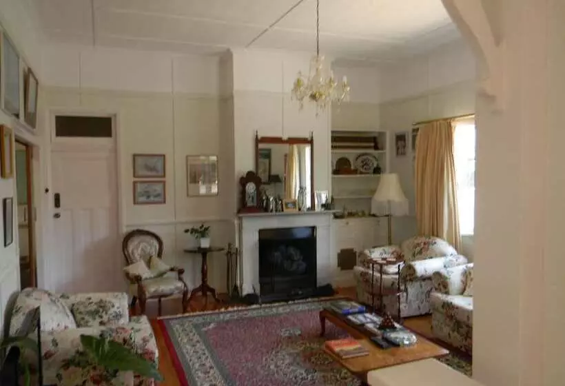 Glenellen Bed And Breakfast