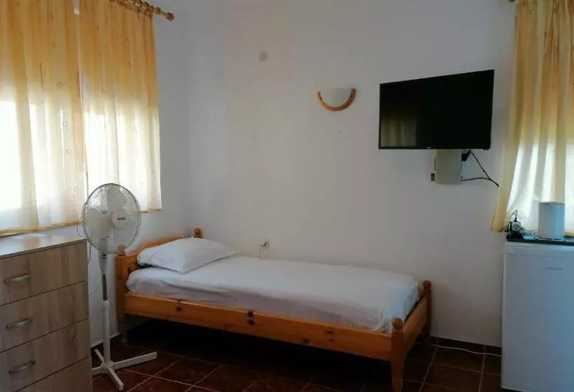 پانسیون Guest House Sokratovi