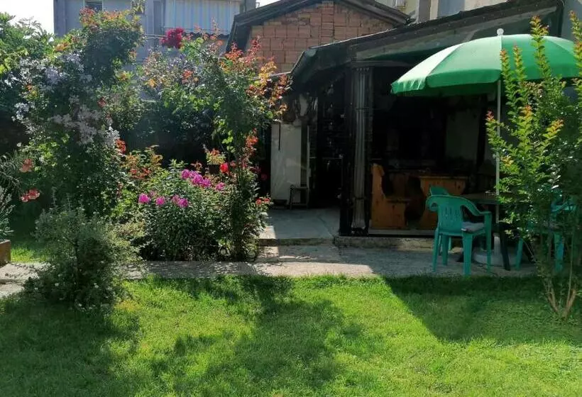 پانسیون Guest House Sokratovi