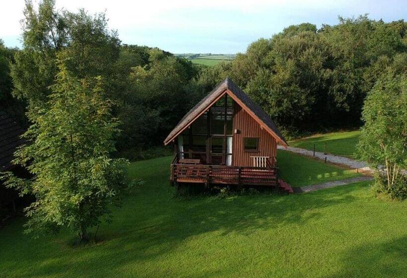 リゾートホテル Eastcott Lodges