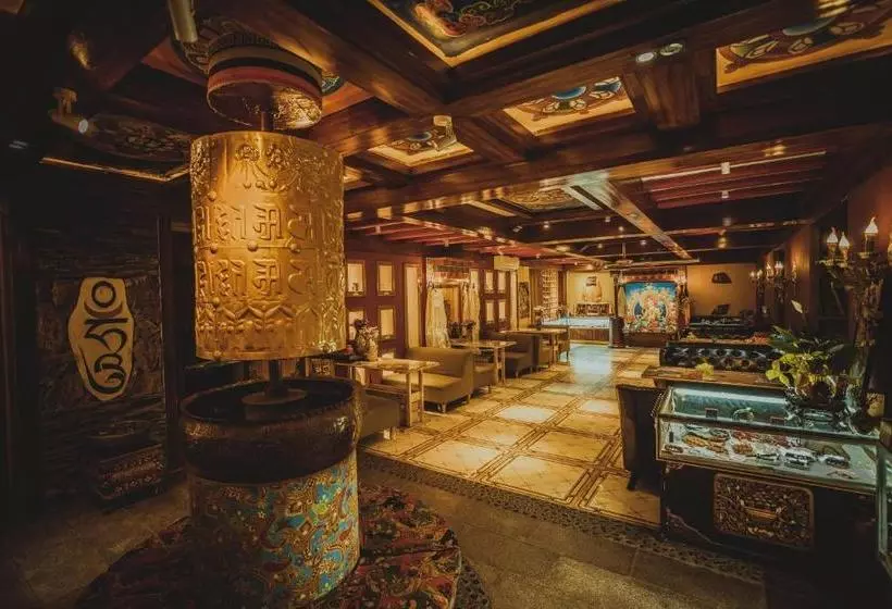 Ruo Chujian Youth Hostel