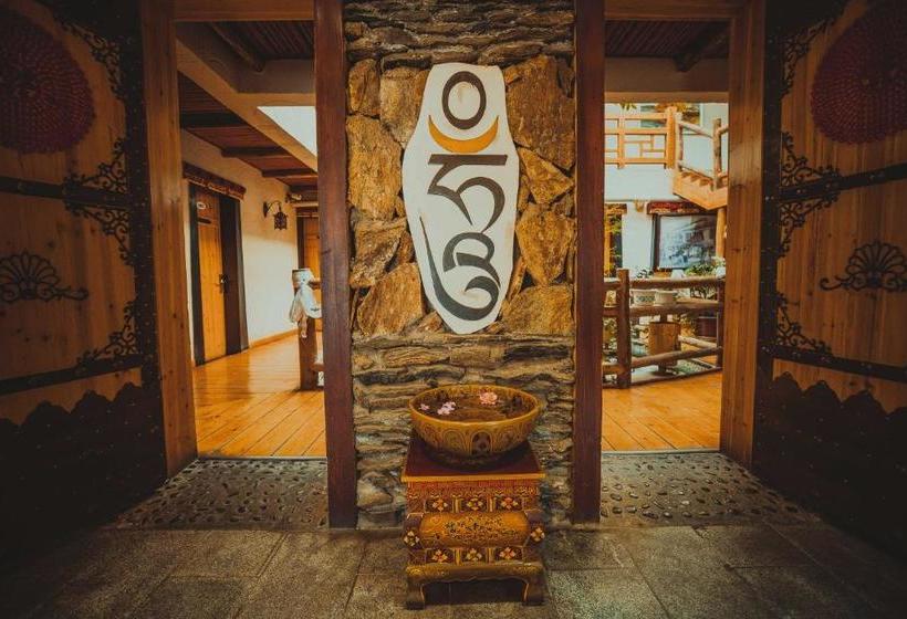 Ruo Chujian Youth Hostel