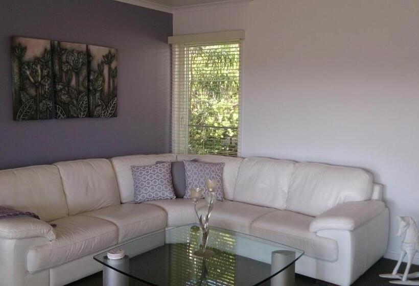 Valley View Bed And Breakfast