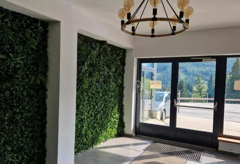 ユースホステル Alpengasthof Tanzstatt