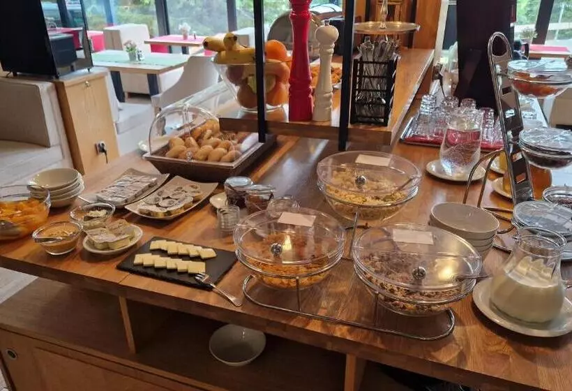 ユースホステル Alpengasthof Tanzstatt