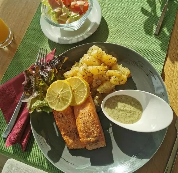 ユースホステル Alpengasthof Tanzstatt