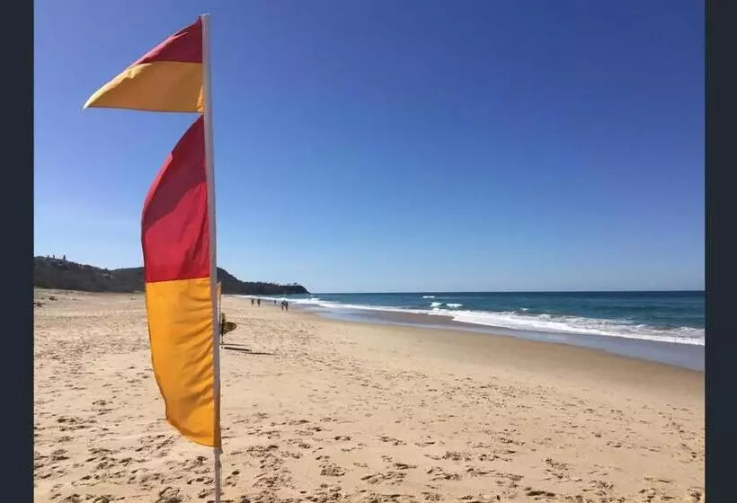 Aqua Promenade Beachfront Holiday Apartments