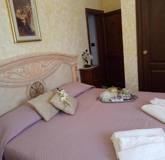 مبيت وإفطار Antica Dimora