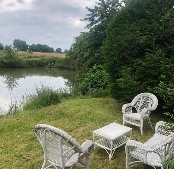 צימר Bayeux   Domaine Le Vivier