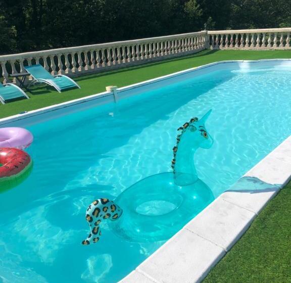 צימר Bayeux   Domaine Le Vivier