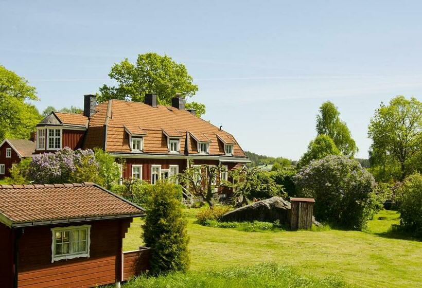 مبيت وإفطار Blankaholmsgastgiveri