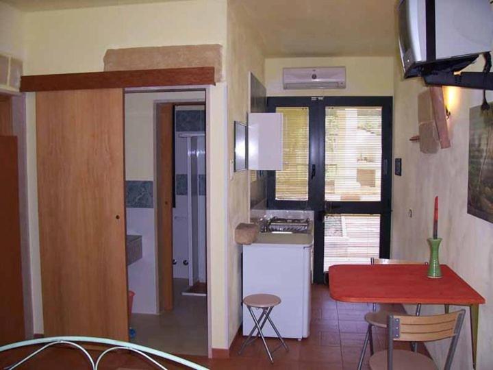 Bed and Breakfast Le Camporelle In Campagna