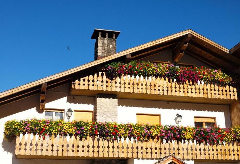 צימר Rifugio Palafavera